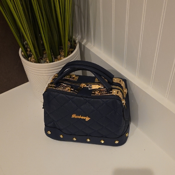 Navy Quilted Women's Bag - Picture 2 of 7